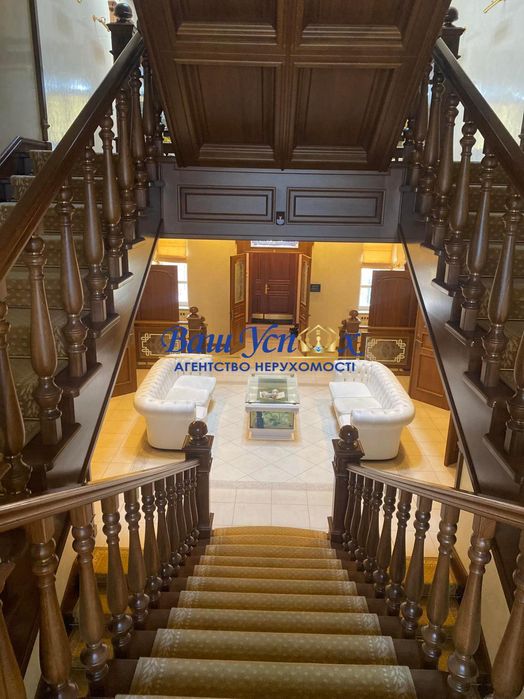 Аренда дома в центре Киева. Бот Сад. ул Добролюбова. Печерск