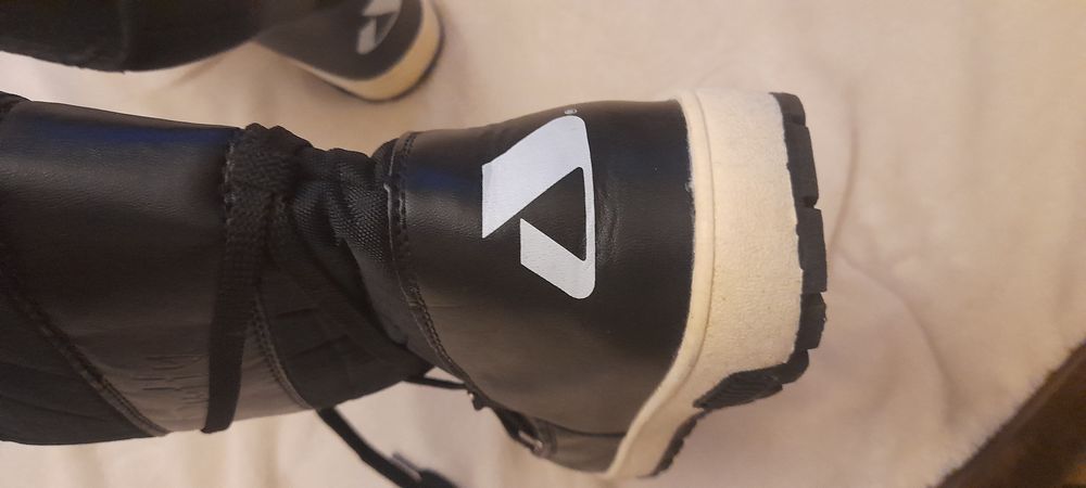 Чобітки  утеплені,  р.40, Duffy