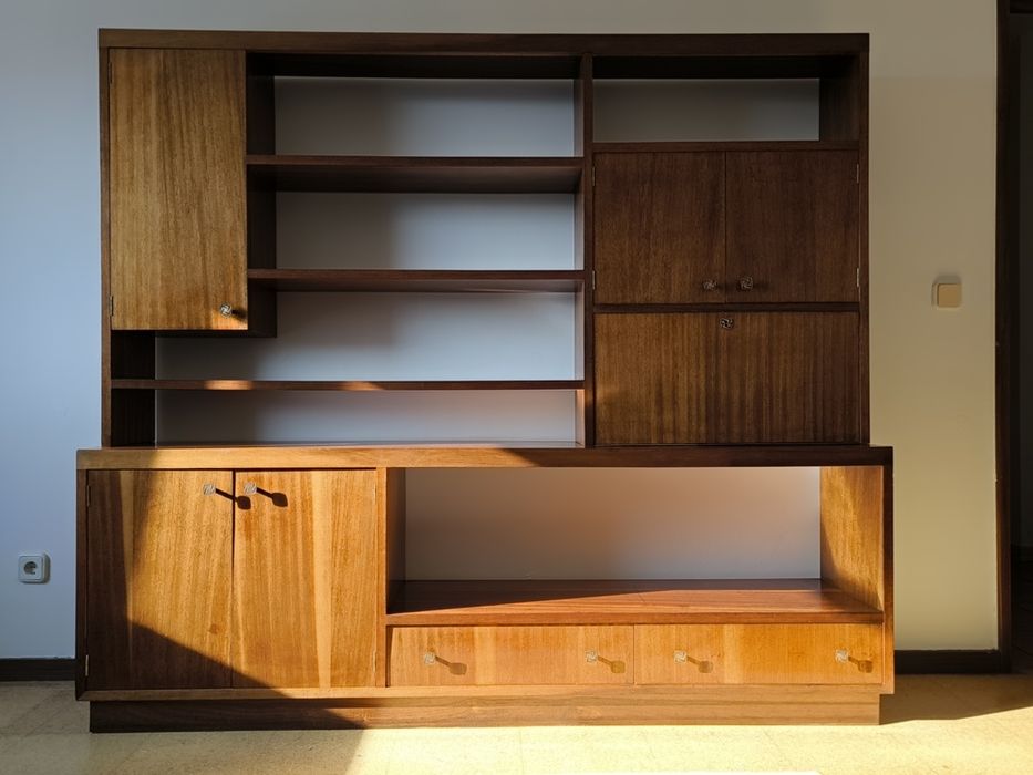 Estante modular vintage em teca olaio