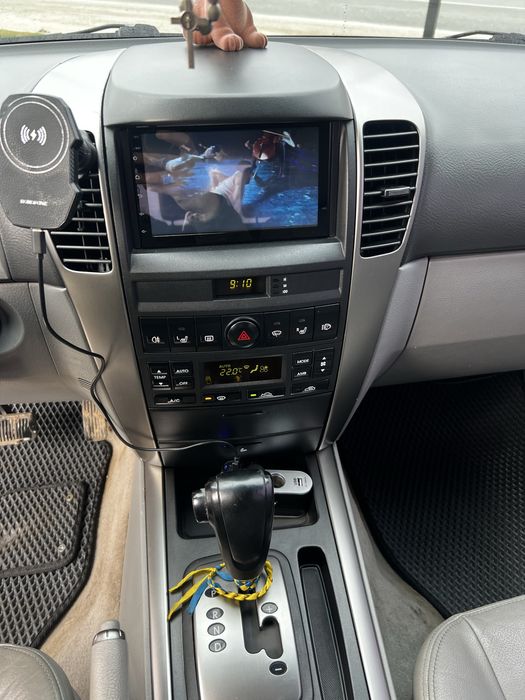 Автомобіль Kia Sorento 2.5 2006 рік. Повністю все обслужене. Не гнила