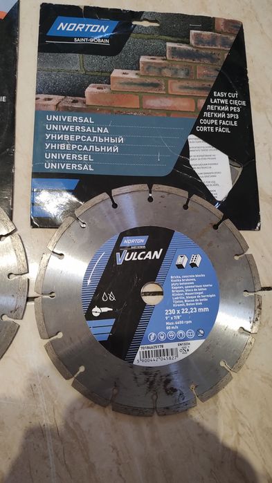 Tarcze diamentowe do cięcia betonu 230 mm.