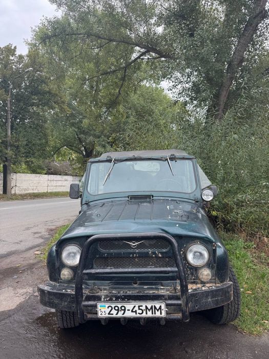 Уаз  газ на ходу на полном