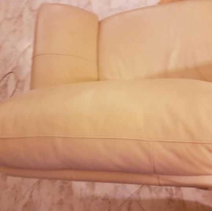 URGENTE - Sofa 2 Lugares Pele