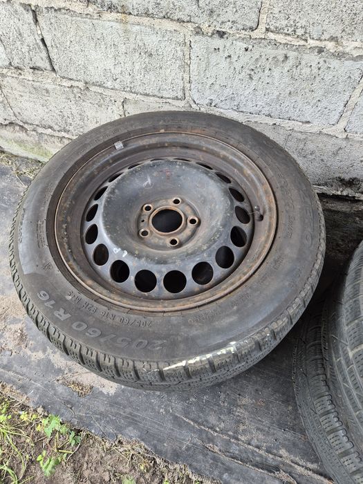 Koła felgi stalowe audi a4 b8