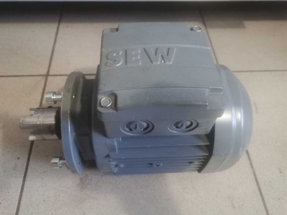Silnik SEW Eurodrive 0,12 kW, enkoder,