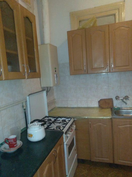 Подобово почасово  центр близько Лебидь Плаз