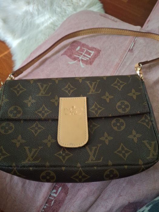 Torebeczka LV bardzo ładna .
