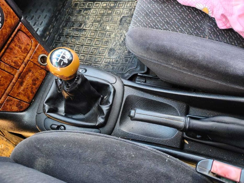 Продаж автомобіля Opel Vectra B