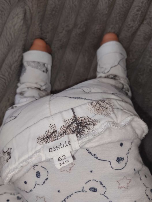 Newbie bawełniane spodnie rozm 62