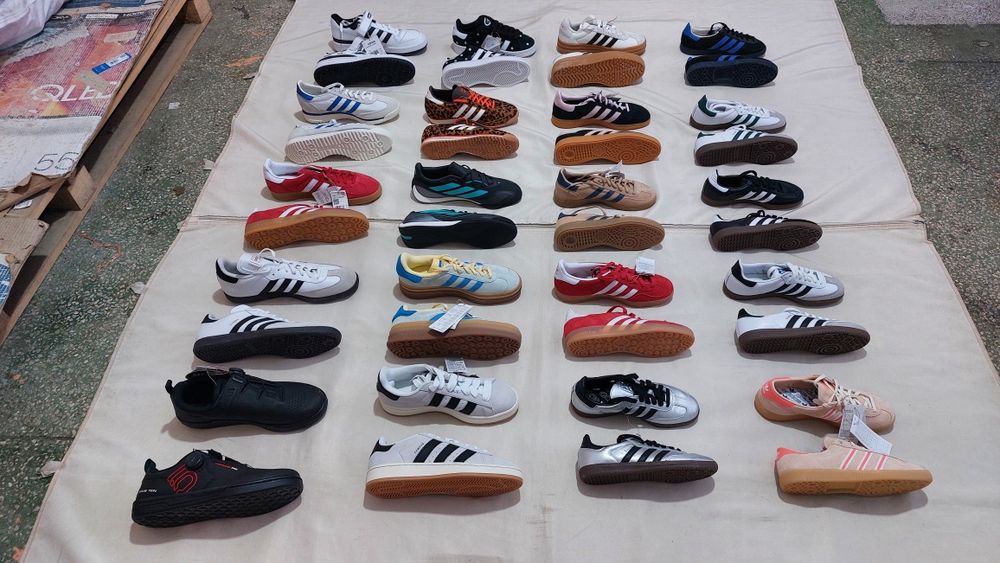 Мікси кросівок Adidas  сток оптом