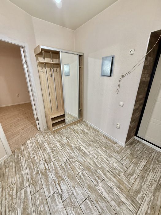 Продаж квартири Леваневців