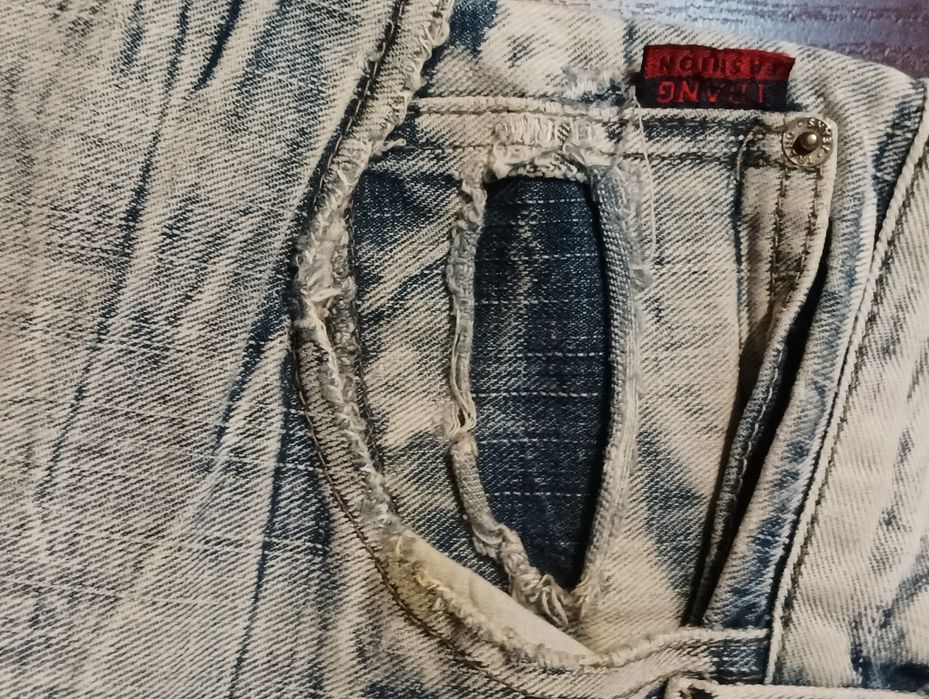 39* Spodnie męskie rozmiar 32 firmy Trang