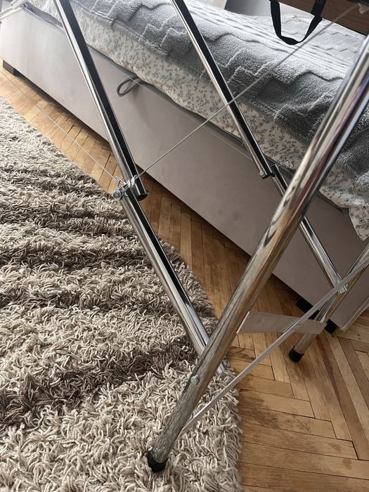 Кушетка для нарощення вій або перманенту