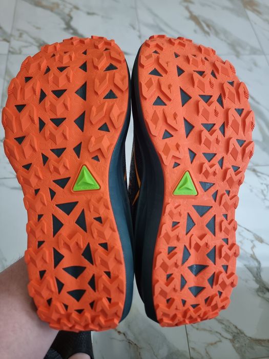 Оригінал 100% Чоловічі кросівки Asics Trabuco Max 4   EUR 46.5