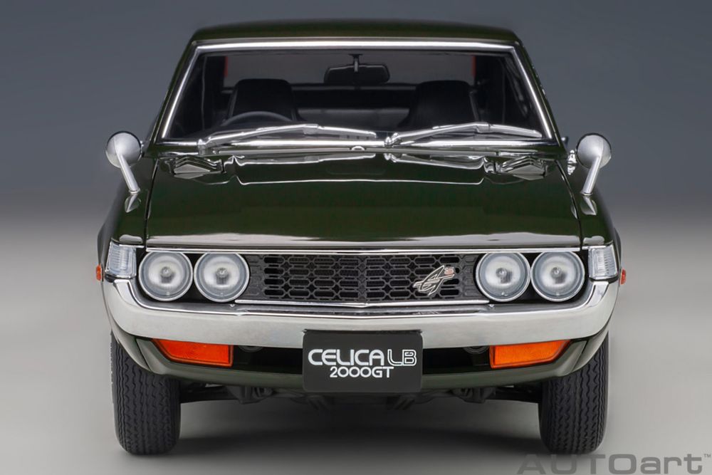 AUTOart Toyota Celica liftback 2000GT RA25 skala 1/18