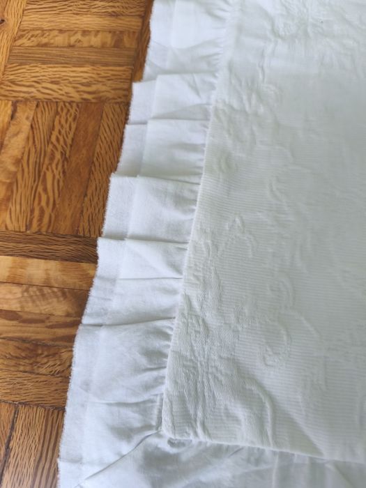 2 fronhas de decoração lavradas em algodão novas