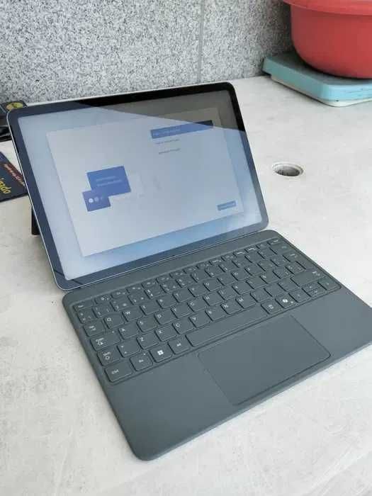 Microsoft Surface Pro 12" Snapdragon X Plus 16GB 512GB + extras