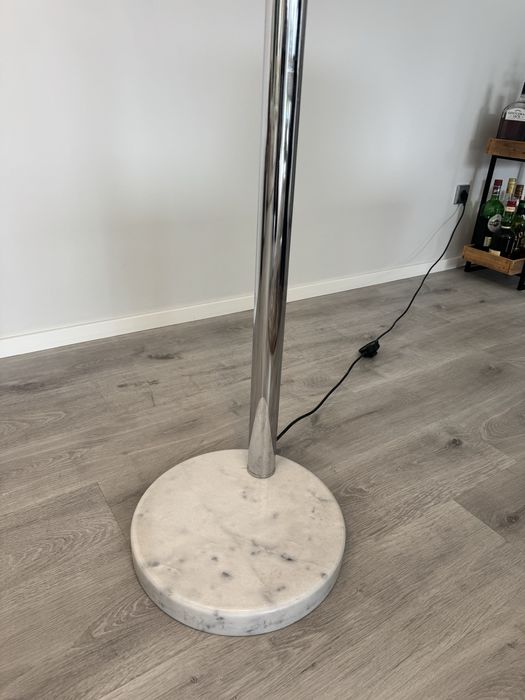 Candeeiro pé com base marmore