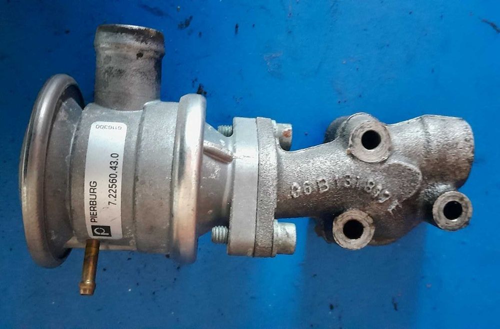 Zawór recyrkulacji egr 06B'131817E Audi A4 B6 A6 A7 A8 079'131101AR
