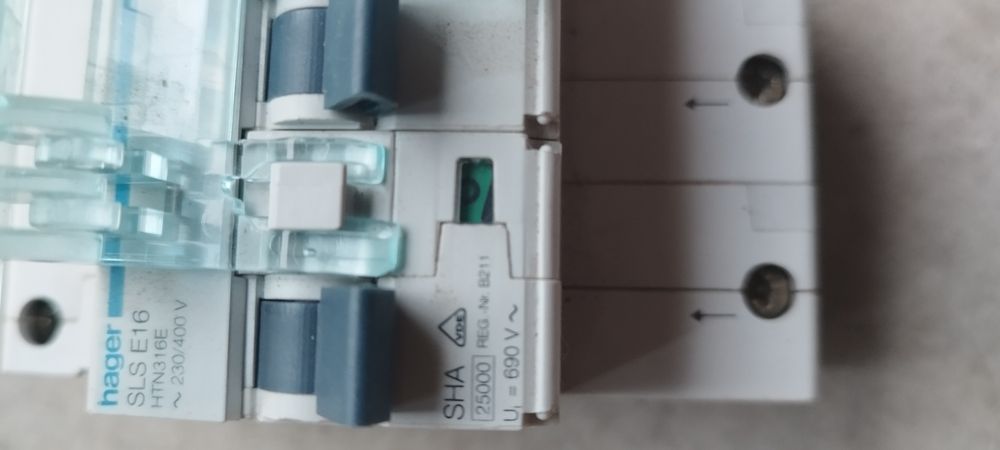 Wyłacznik selektywny E16 Hager