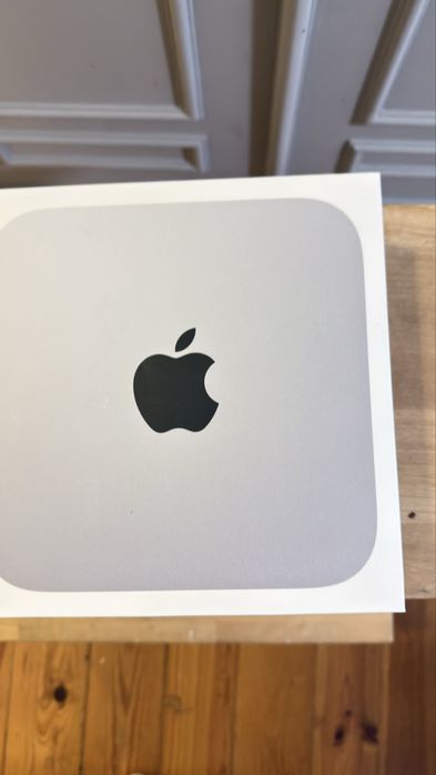 Mac Mini M2 Apple