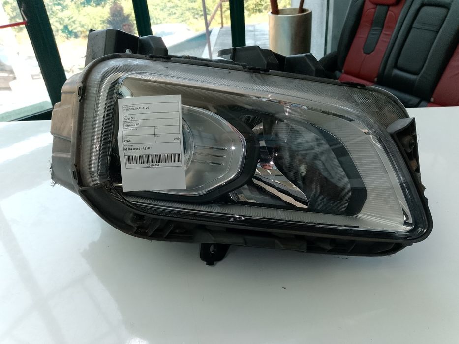 Farol direito Hyundai Kauai EV / 92102J9050