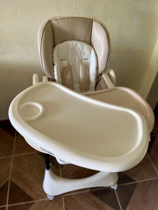 Годувальне крісло Carrello