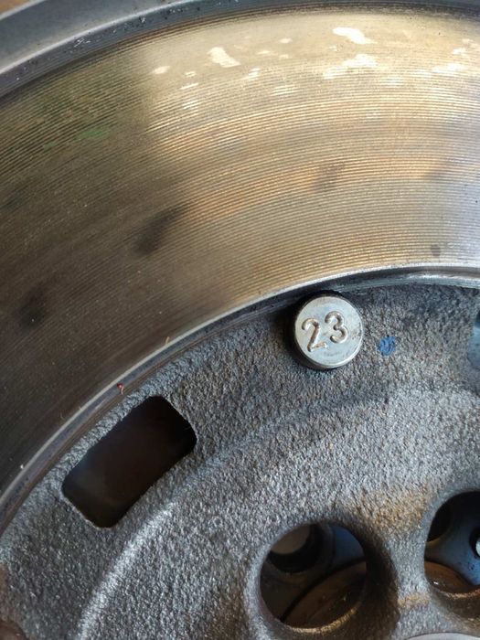 Продам демпферный маховик Volkswagen Transporter T5 2.0 TDI