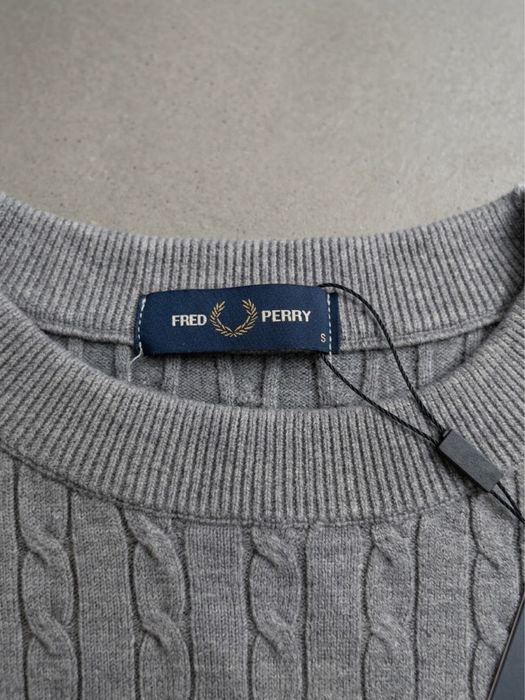 Camisola Fred Perry Malha Cinzenta - Tamanho S (Nova)