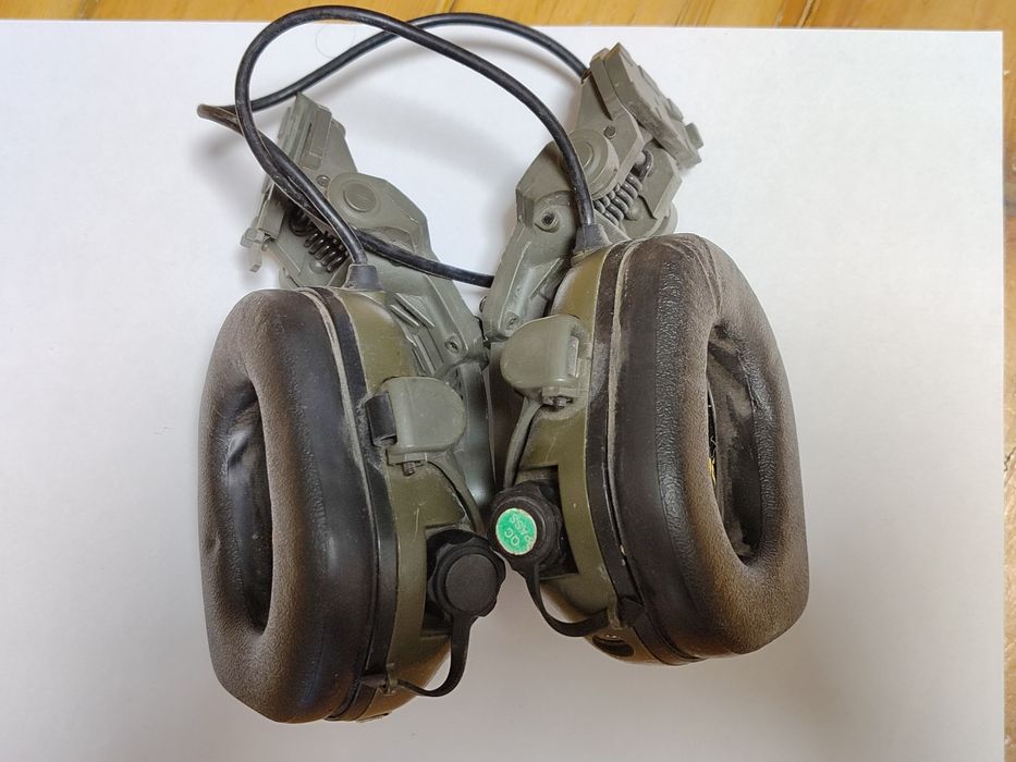 Наушники Earmor L ,запчасти