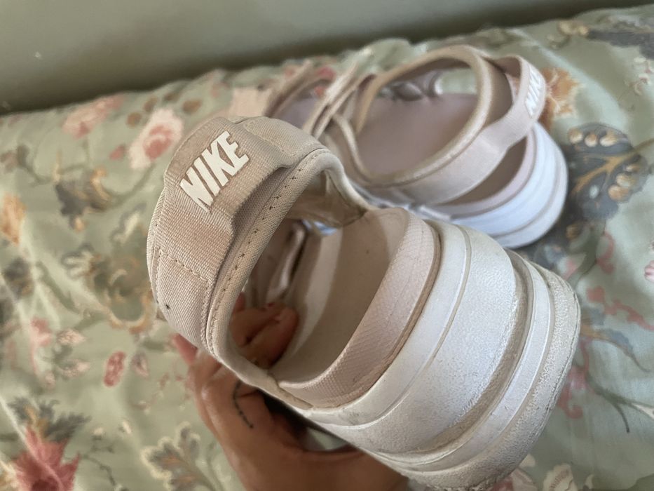 Sandalias plataforma nike