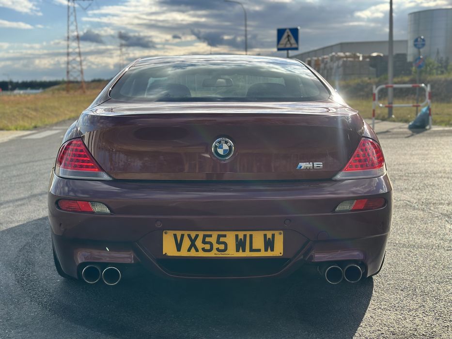 Bmw M6 V10.