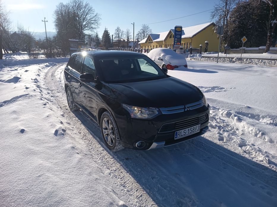 Mitsubishi Outlander III