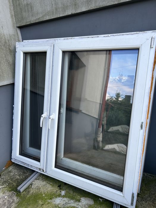 Okna do garazu ciemny dąb