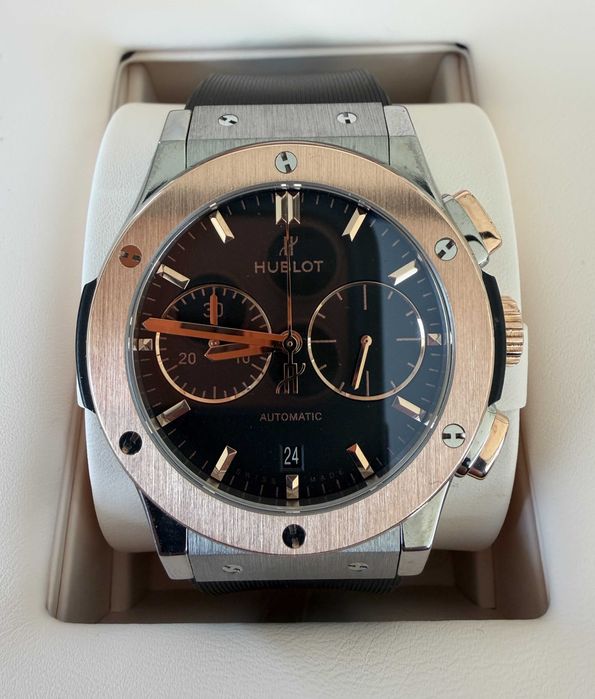 Hublot Classic Fusion Chronograh 45 Tytan-Złoto 18K / 2021