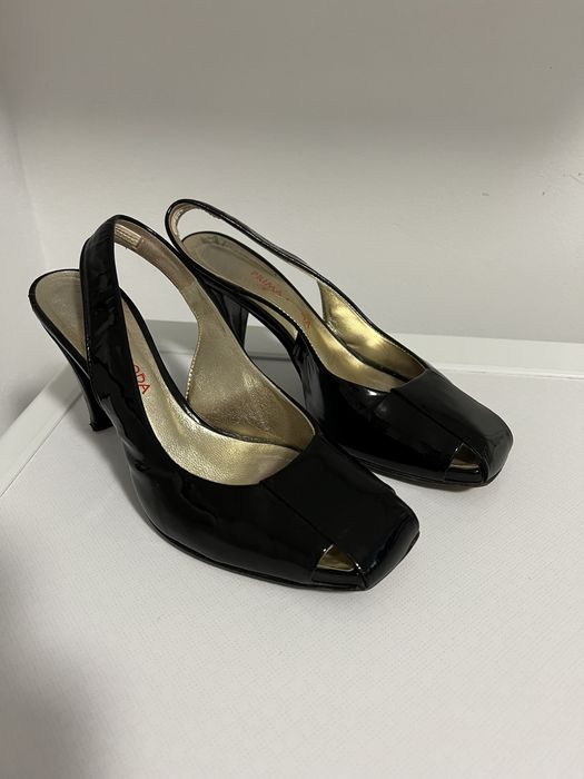 Skórzane lakierowane czółenka Prima Moda roz. 37.5