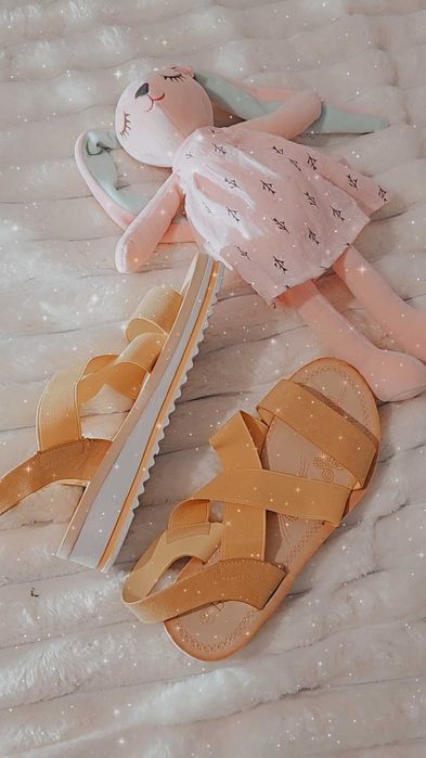 Босоніжки жіночі 38 розмір