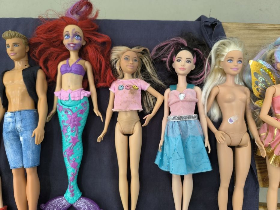 Bonecas Barbie sereia / Princesa
