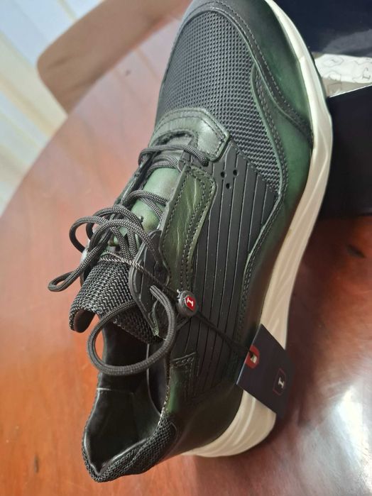 Sapatilhas Suits Inc