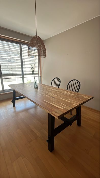 Mesa de jantar IKEA SKOGSTA