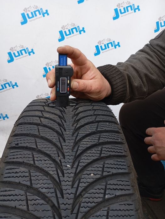 Шини Goodyear UltraGrip Ice+ 205/60 R16 92T Б/У 7 мм