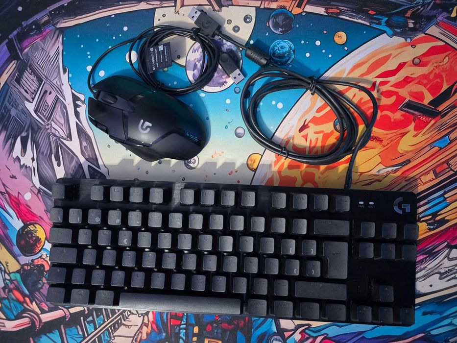 Teclado Logitech G413 TKL SE + Rato Logitech G402