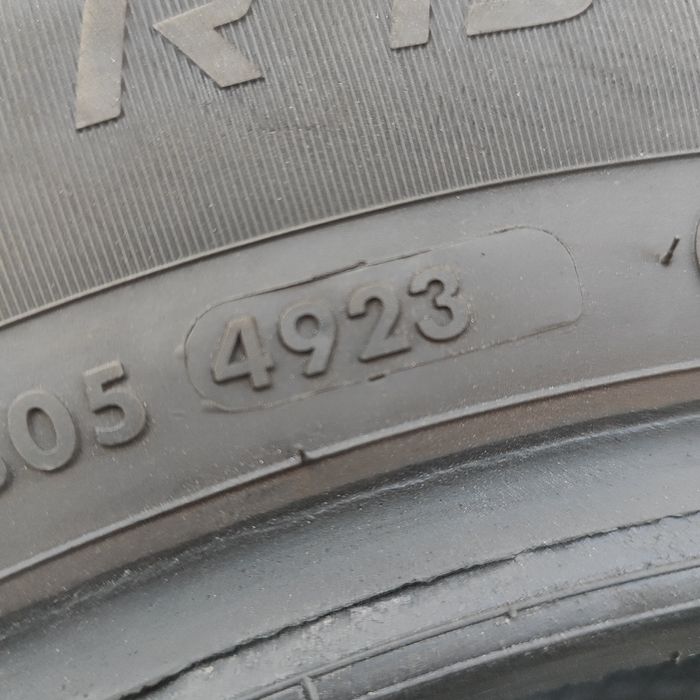 Пара літніх шин Vredestein 185/65 R15 185*65 15 Ultrac  00155