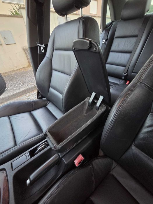 Audi A4 3.0 V6 Quattro – 220 CV | Caixa Automática | Excelente Estado
