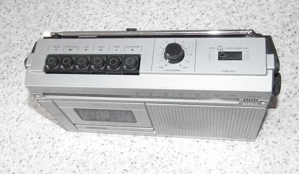 Radiomagnetofon Vintage 1980r