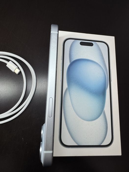 iPhone 15 128GB błękitny