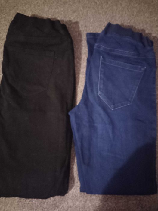 Spodnie jeans czarne i granatowe