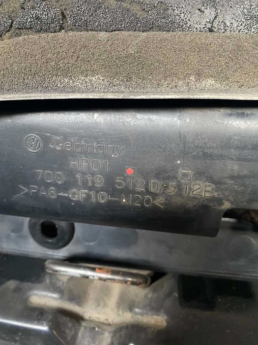 VW T4 транспортер кришка двигуна.