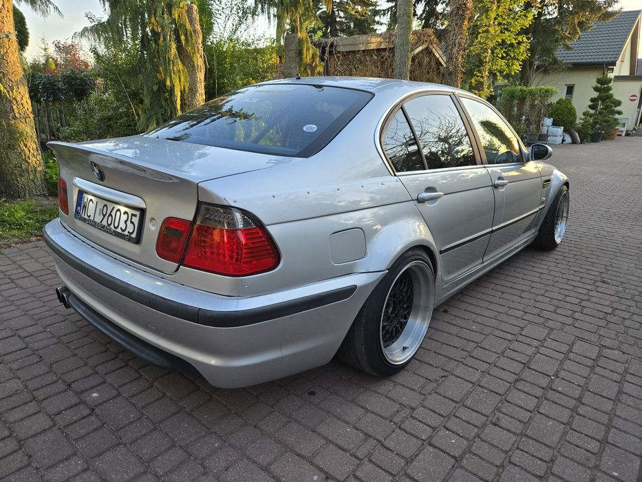Bmw e46 328i ładny gruz do driftu drift spec zamiana
