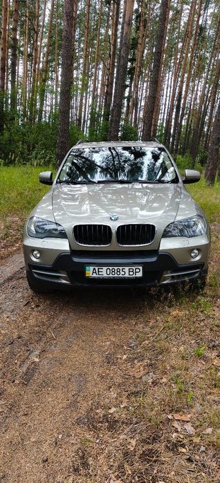 Продам BMW X5 E70 3.0 газ/бензин